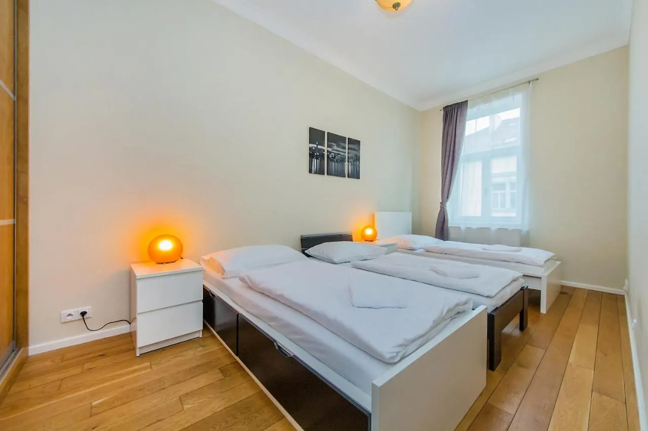 Apartament Visit In Praga Czechy